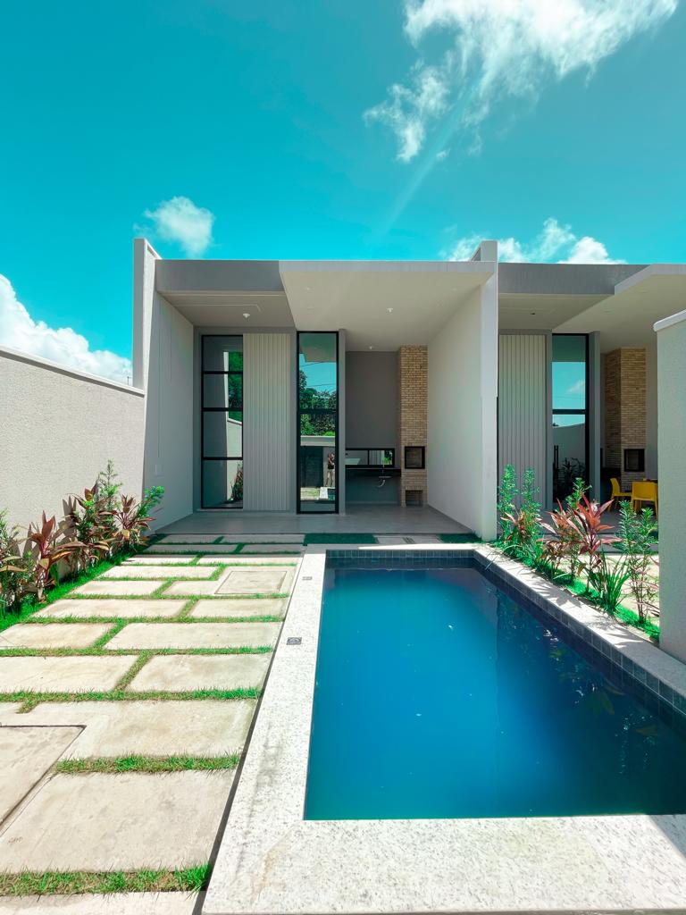 CASA PLANA SOLTA: BAIRRO: PRECABURA / FORTALEZA (R$ 385.000,00) 