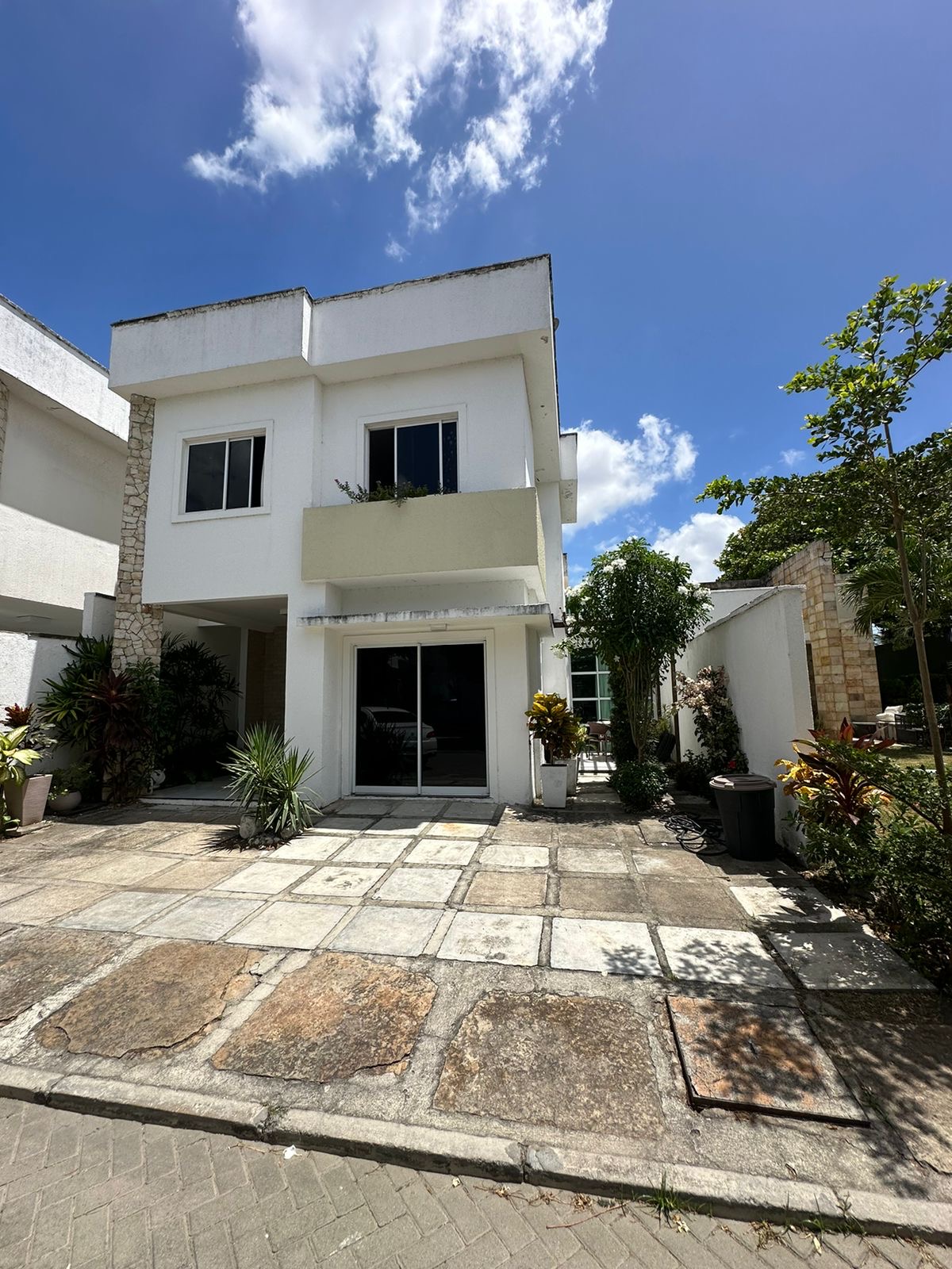 CASA DUPLEX EM CONDOMNIO. BAIRRO: AMADOR / EUSBIO (R$ 590.000,00)