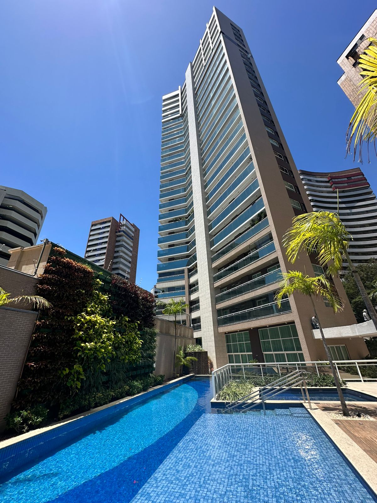 APARTAMENTO ALTO PADRO. BAIRRO: MEIRELES / FORTALEZA  (R$ 2.500.000,00)