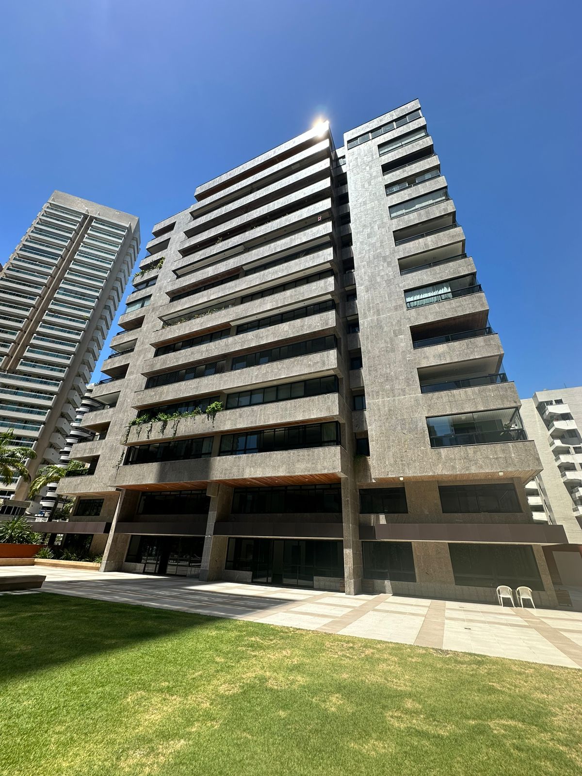 APARTAMENTO ALTO PADRO. BAIRRO: MEIRELES / FORTALEZA (R$ 1.400.000,00)